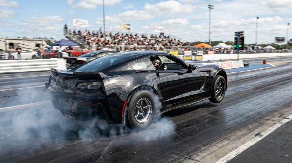 Maximize Your Corvette C7's Performance: Discover the Perfect Gear Ratio for Quarter Mile Drag Racing